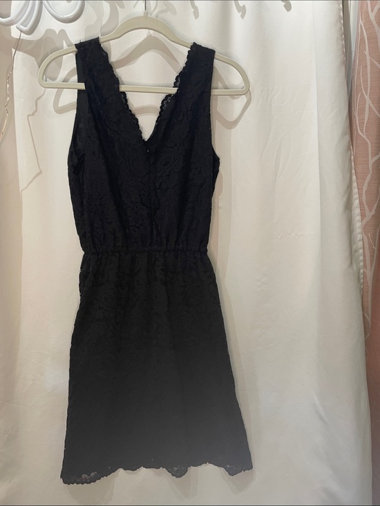 Michael Stars Dresses & Skirts - Michael Stars Black Lace V-Neck Mini Dress